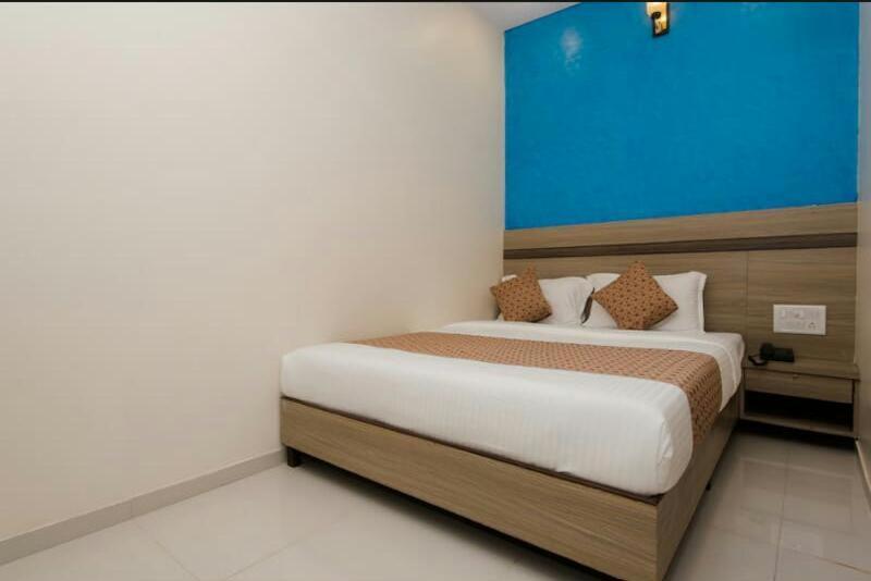 Hotel Time Gold Near Domestics Airport Mumbai Exterior foto